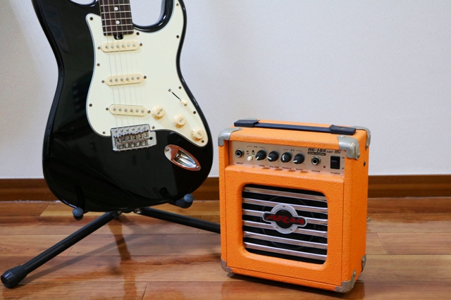 生徒さんからギターアンプを貰いました - アズール・ギター教室のブログ
